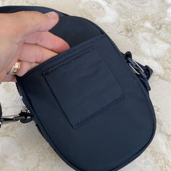 NWOT Lululemon Team Canada Future Legacy Crossbody Bag - Picture 10 of 11